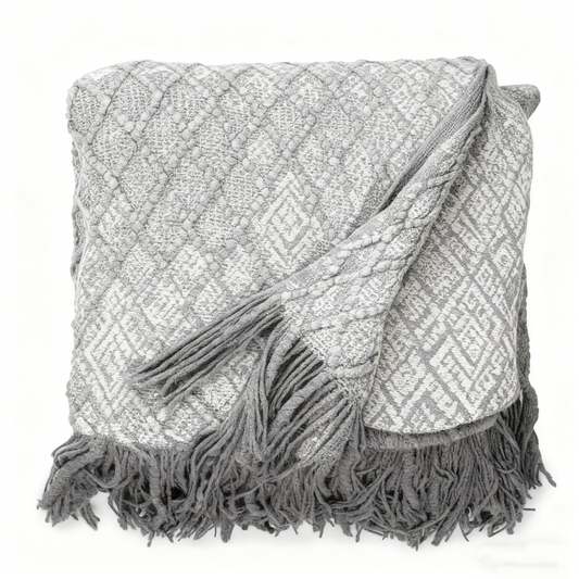 Cozy Diamond Pattern Throw Blanket